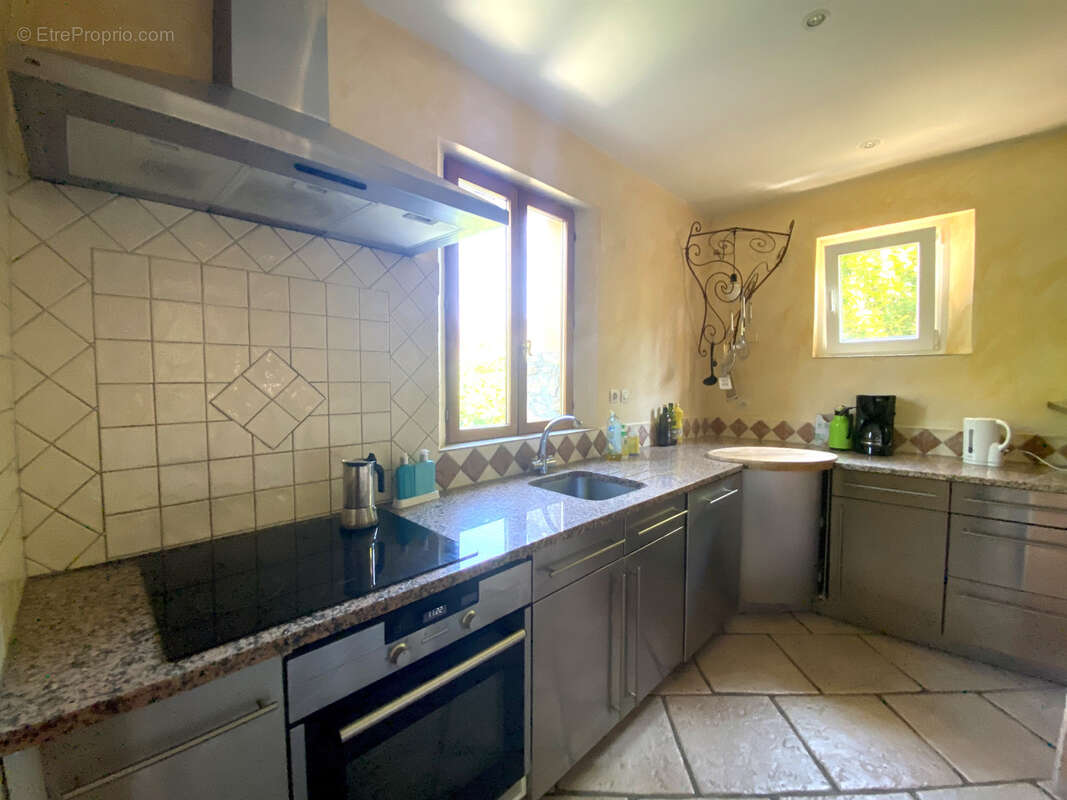 Maison à VAISON-LA-ROMAINE