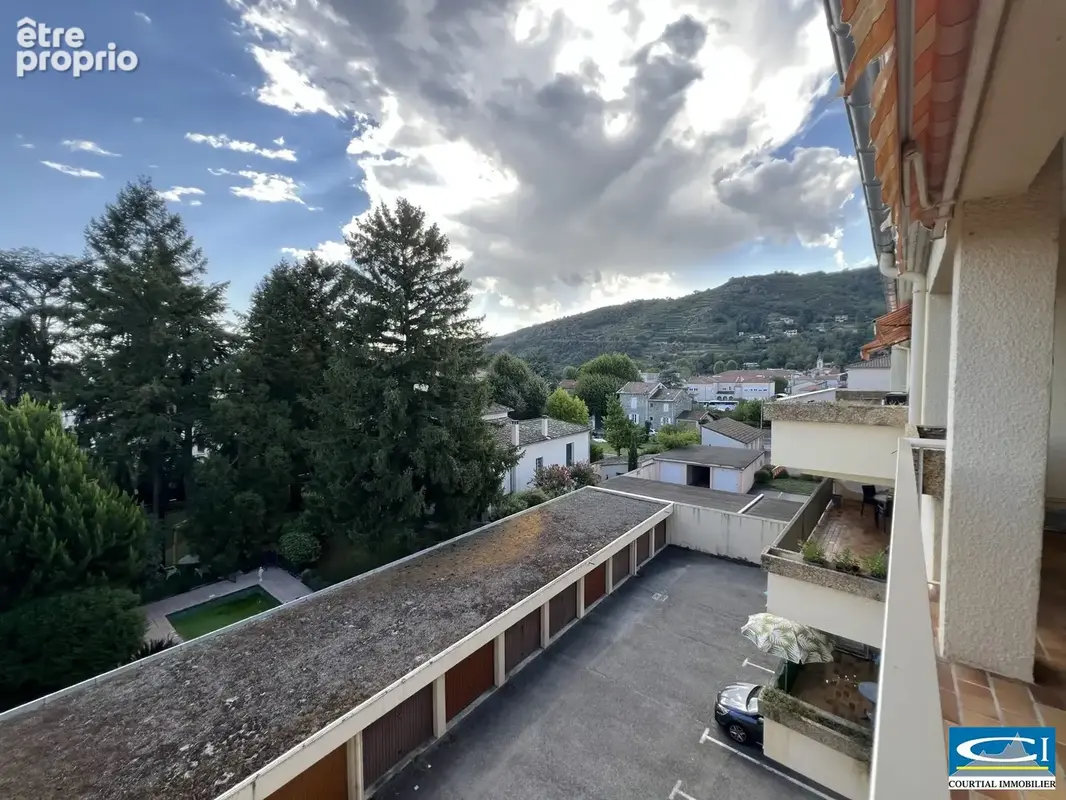Appartement à TOURNON-SUR-RHONE