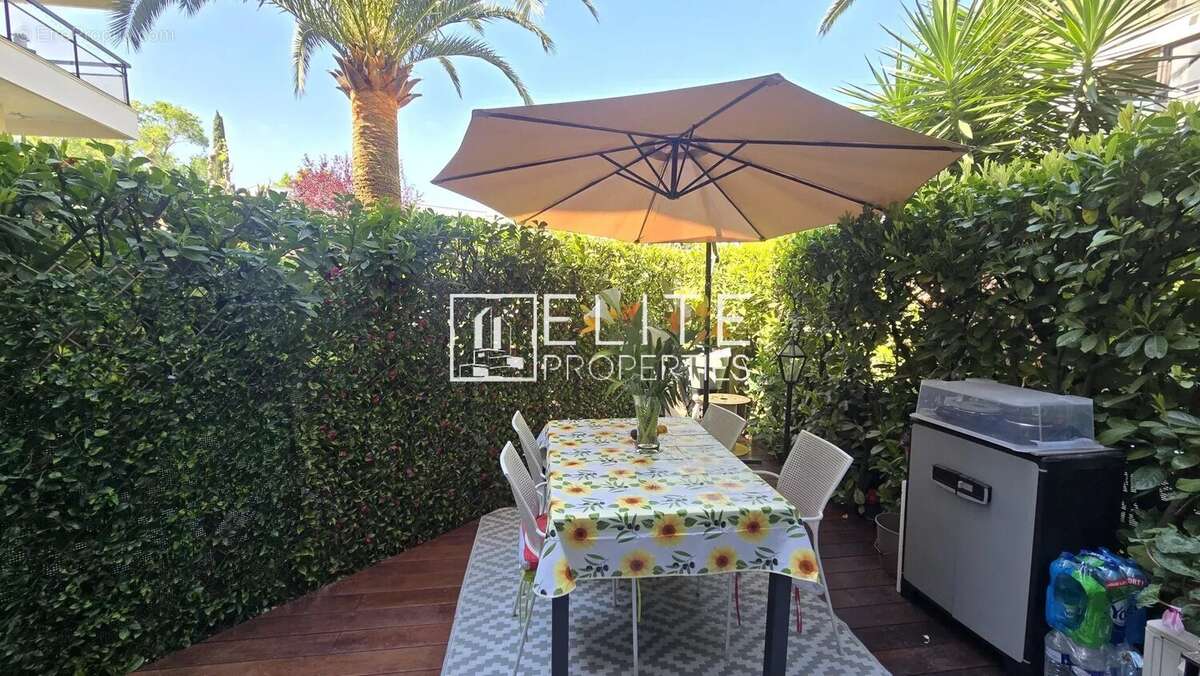 Appartement 2 pièces de 33m² + piscine, parking et cave – mandelieu - photo 14