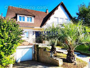 Maison à CHENNEVIERES-SUR-MARNE