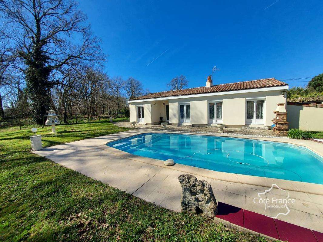 Maison à LANGON