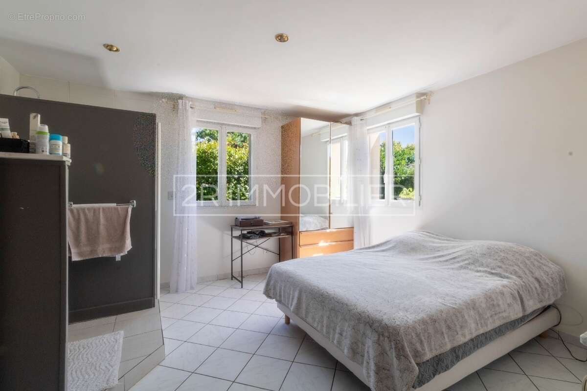 Maison à MAGNY-LE-HONGRE