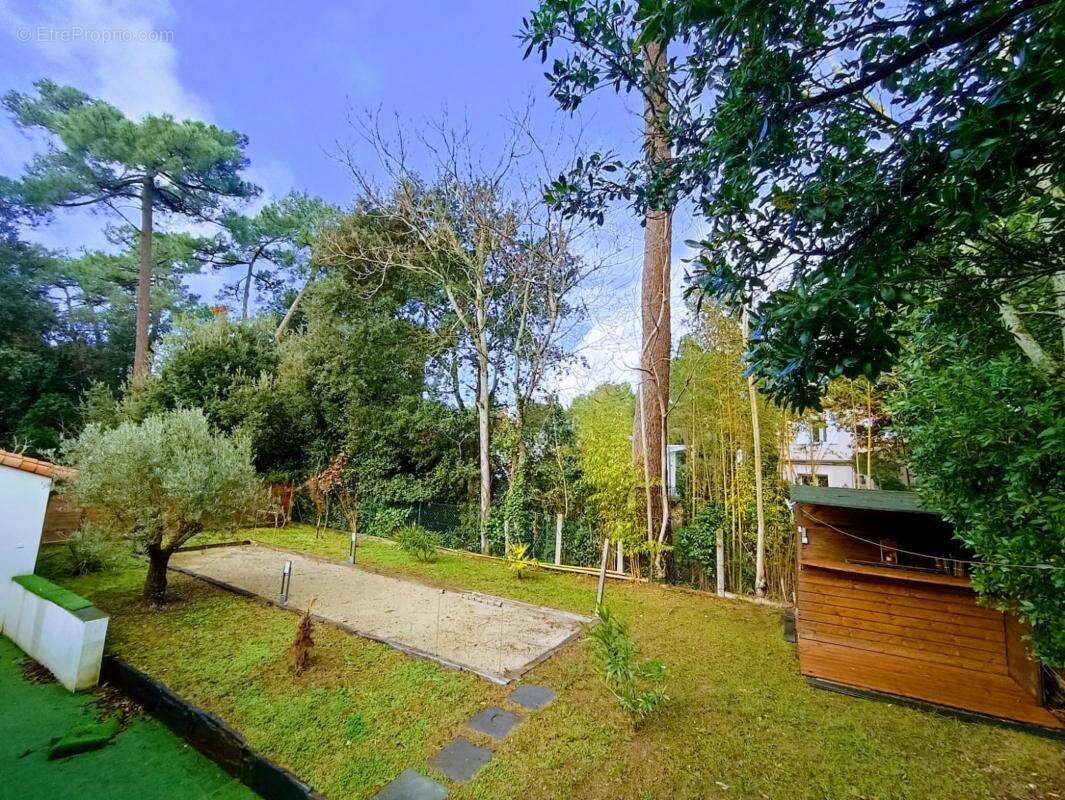 Maison à SAINT-GEORGES-DE-DIDONNE