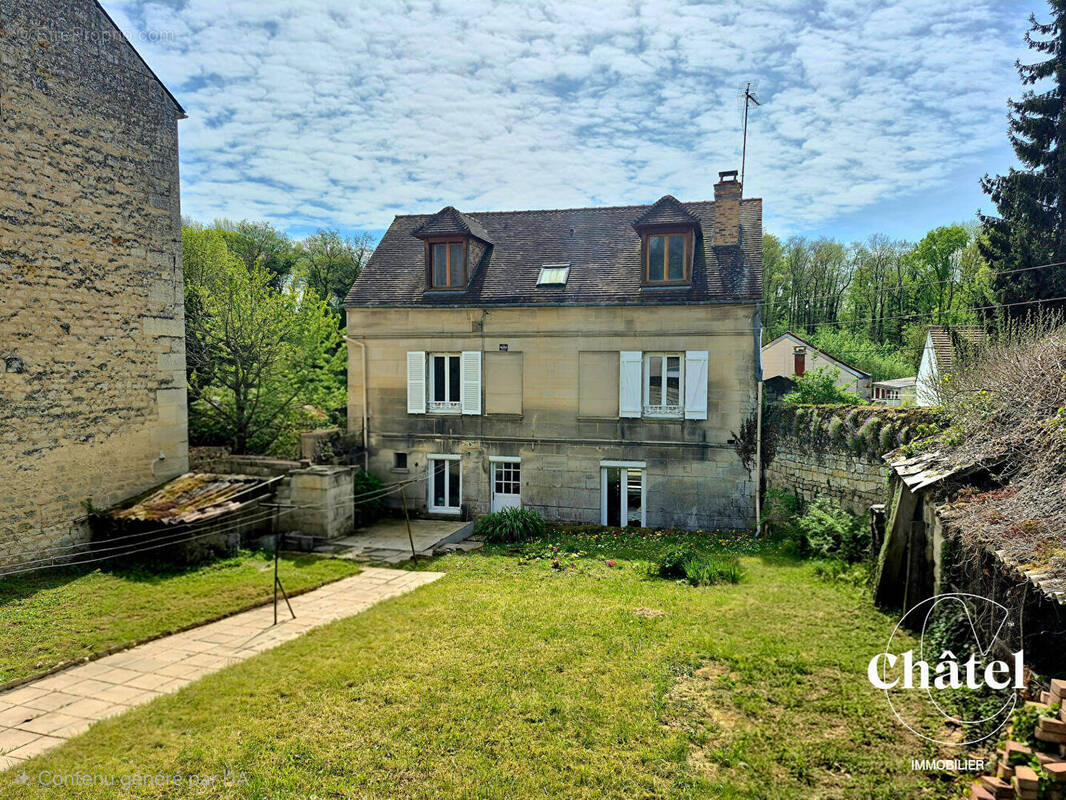 Maison à SAINT-LEU-D'ESSERENT
