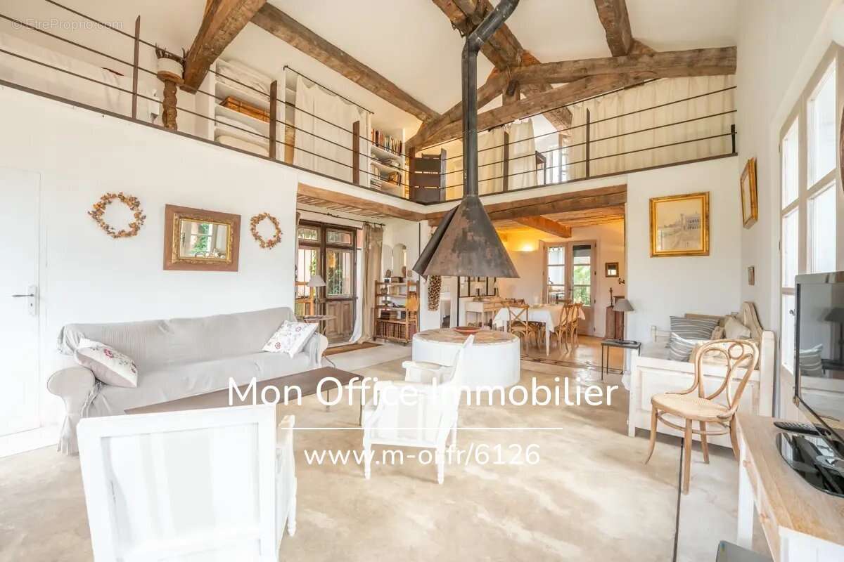 Maison à LAURIS