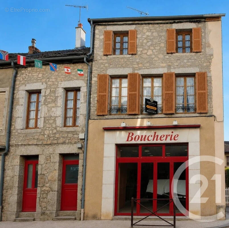 Maison à LORMES