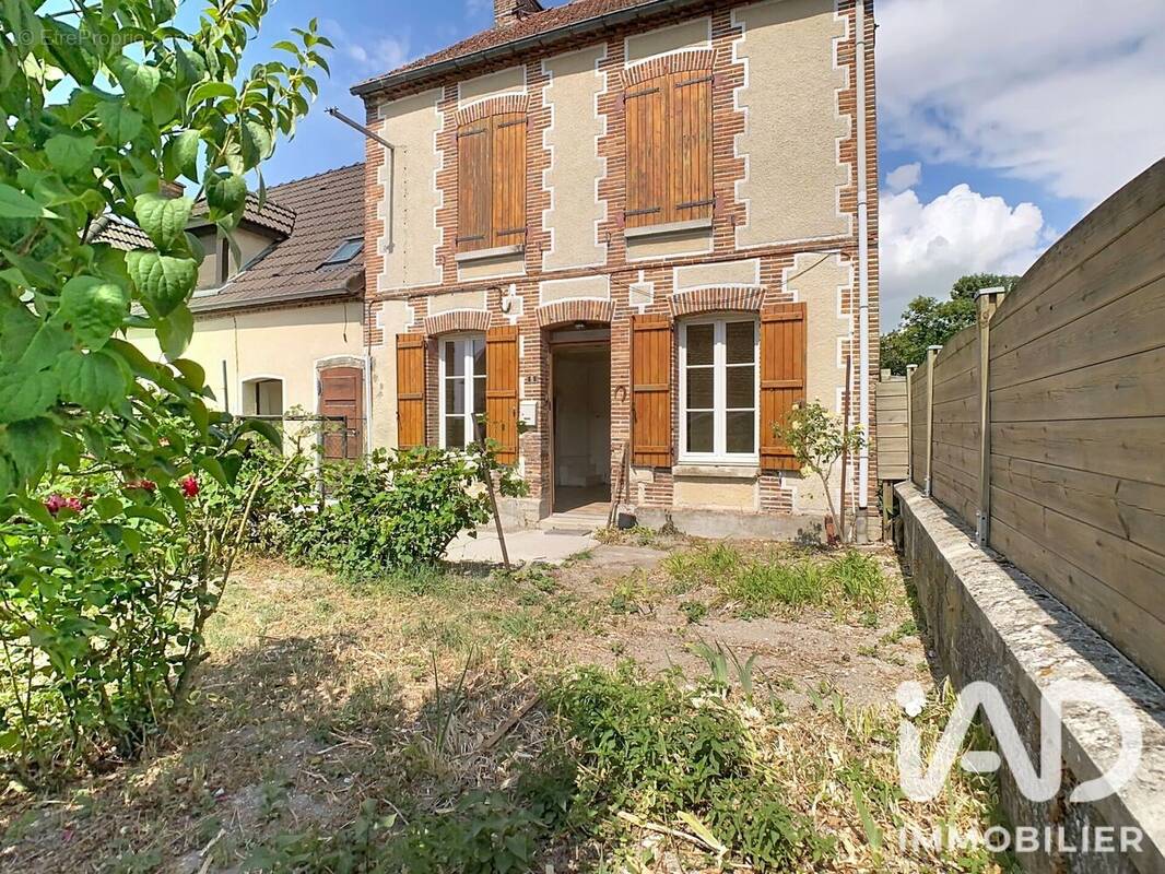 Photo 1 - Maison à CONNANTRE