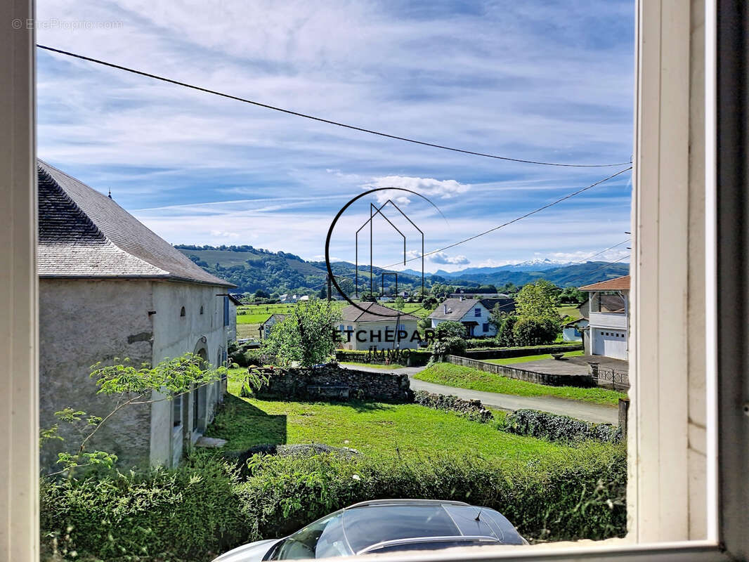 Maison à ESPES-UNDUREIN