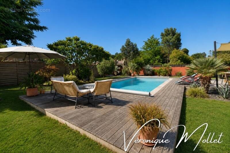 Maison à CAMBLANES-ET-MEYNAC