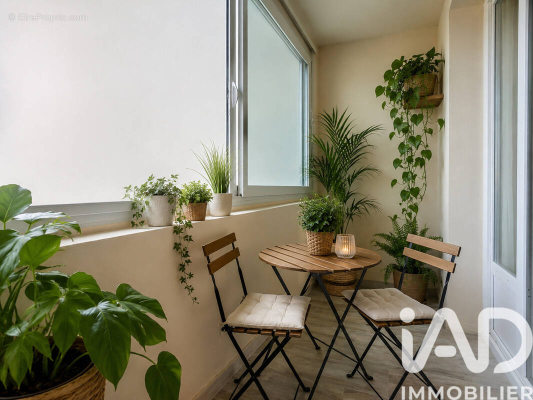 Photo 1 - Appartement à TOURNON-SUR-RHONE