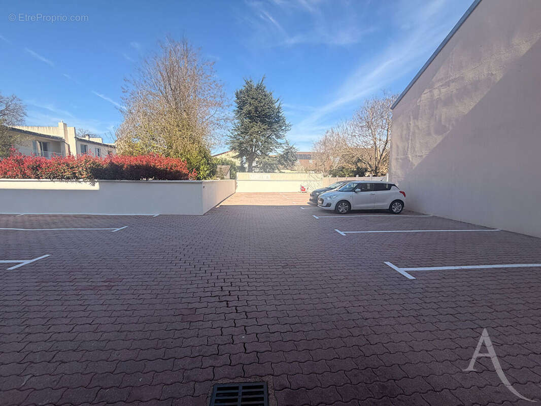 Appartement à SAINTE-GENEVIEVE-DES-BOIS