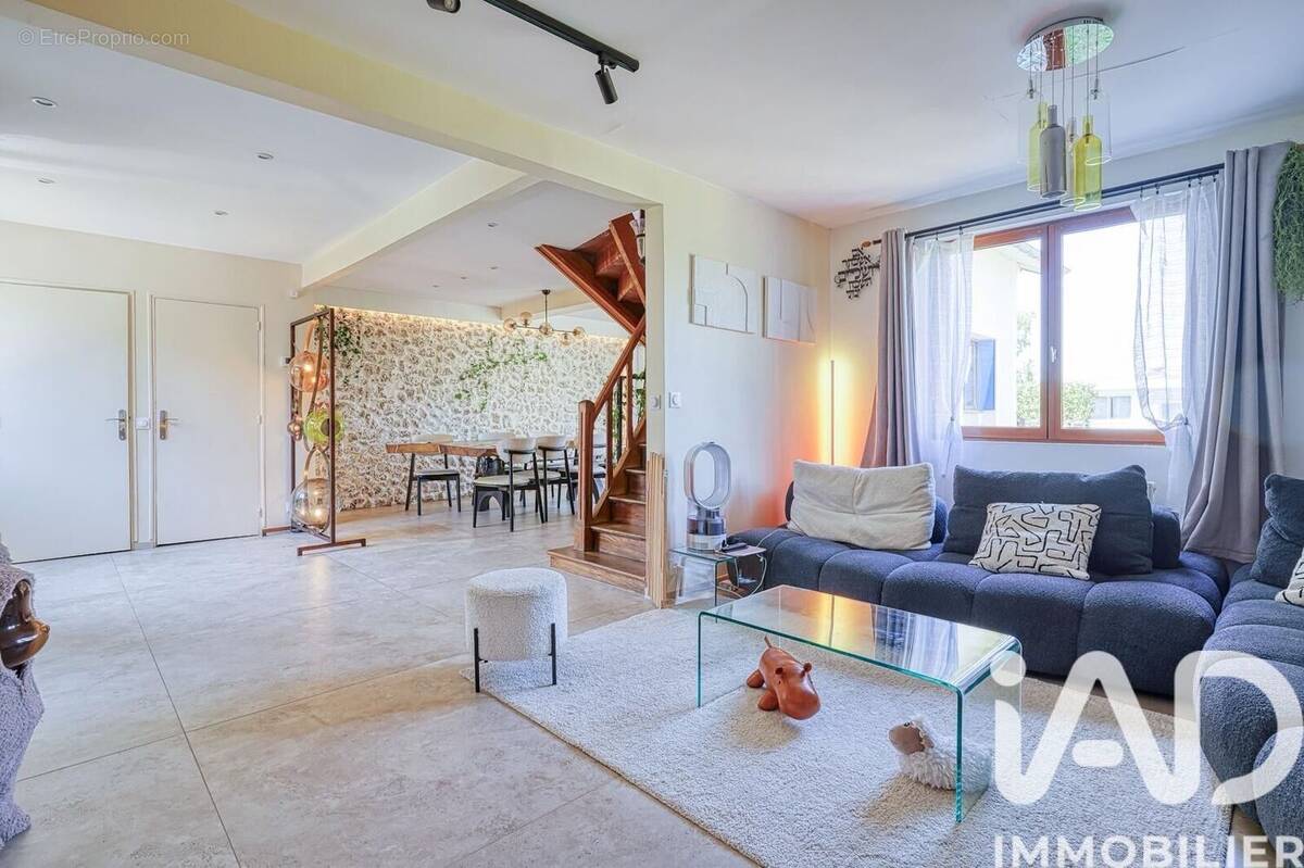 Photo 1 - Maison à CACHAN