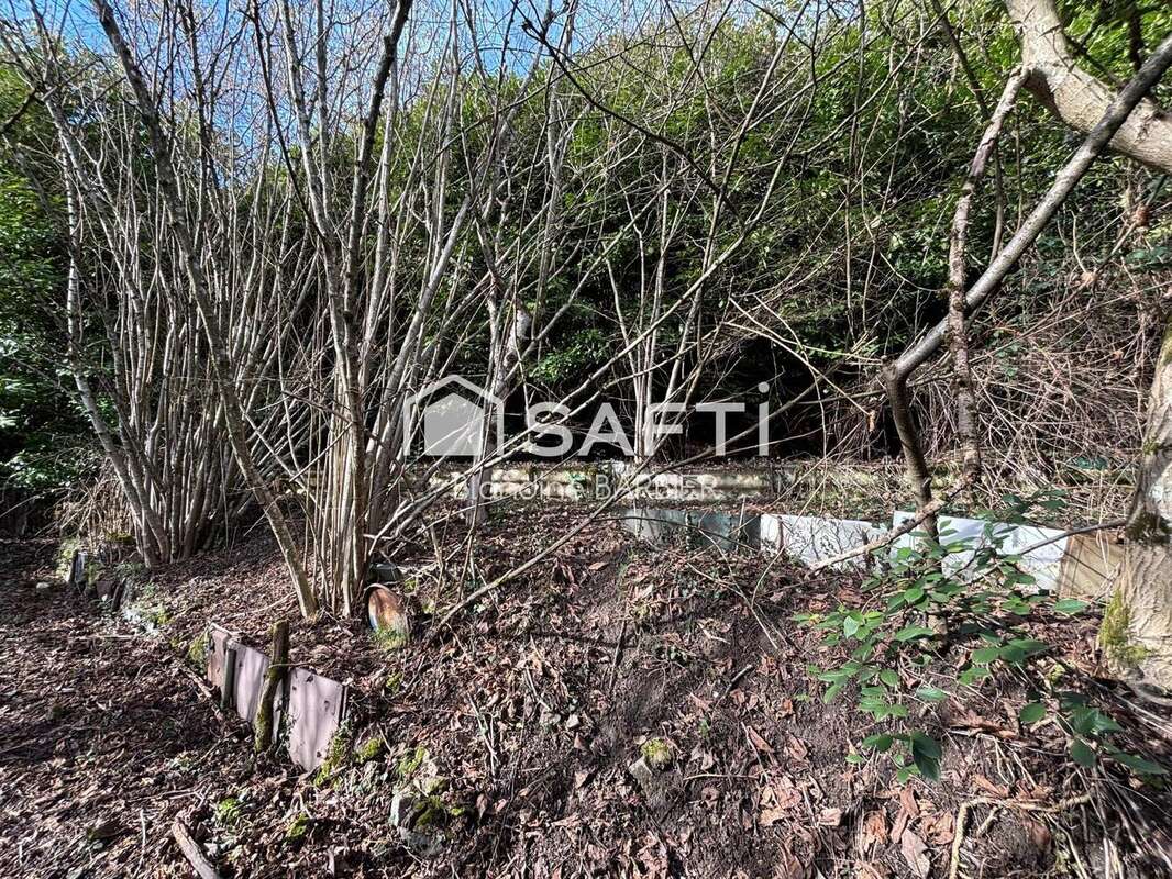 Photo 4 - Terrain à LE CREUSOT