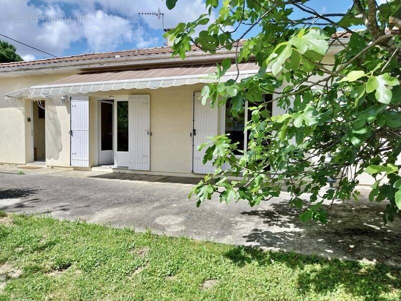 Maison à FARGUES-SAINT-HILAIRE