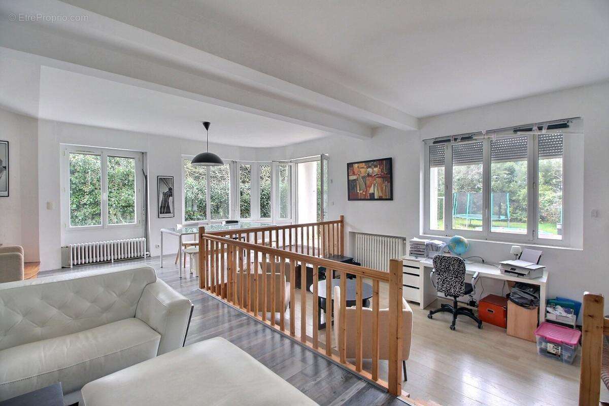 Maison à SAINT-SULPICE-DE-ROYAN