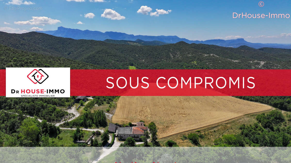 Maison à MONTCLAR-SUR-GERVANNE