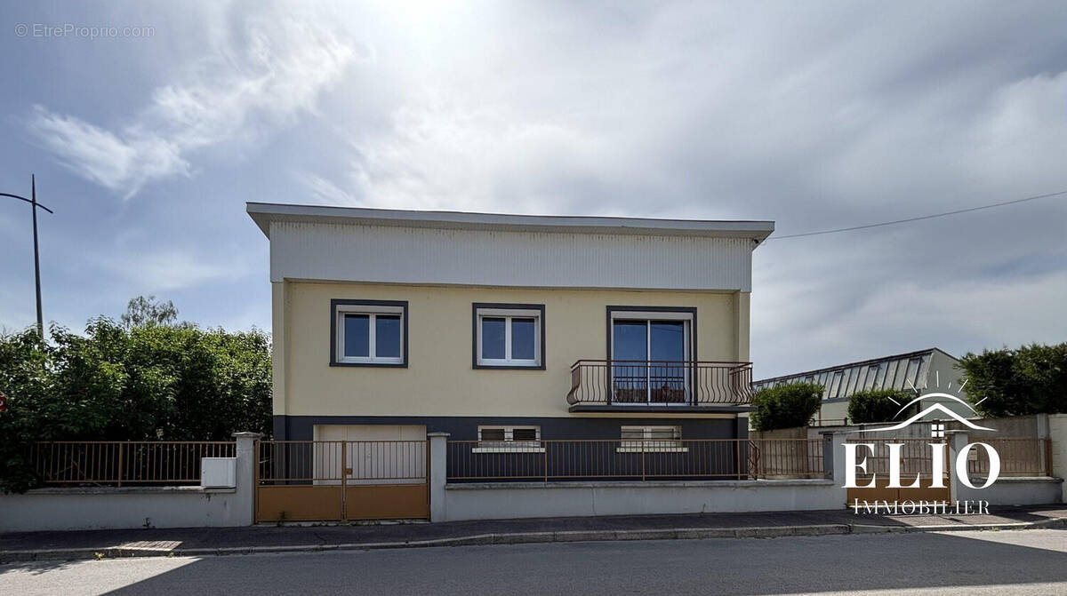 Maison à ROMILLY-SUR-SEINE