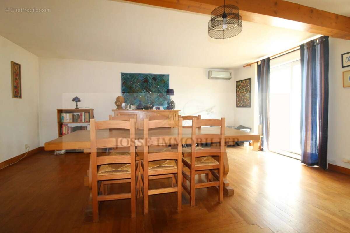 Maison 156 m² à Saint-Georges-Du-Bois  - photo 7
