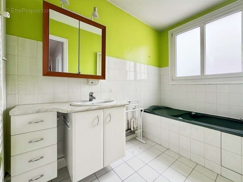 Appartement à ASNIERES-SUR-SEINE