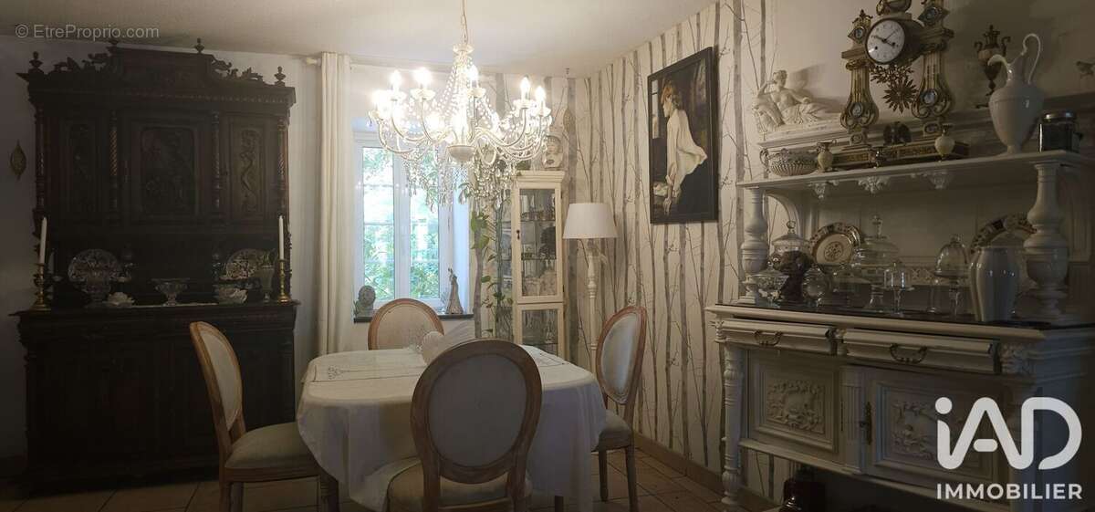 Maison 384 m² à Villeneuve-Lecussan  - photo 7