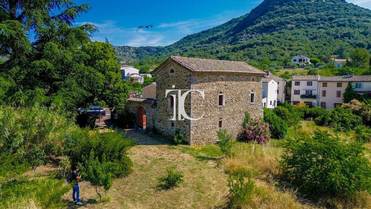 Maison à SAINT-AMBROIX