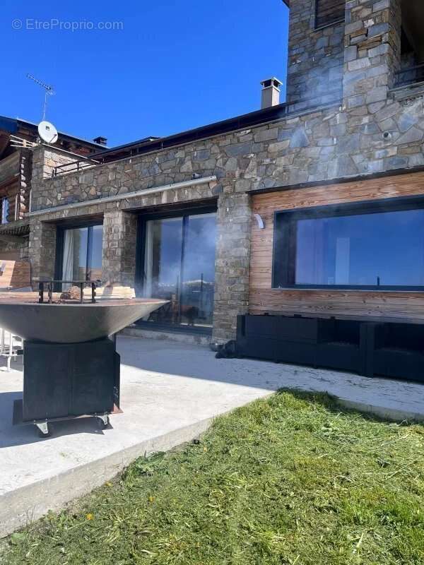 Maison à EYNE