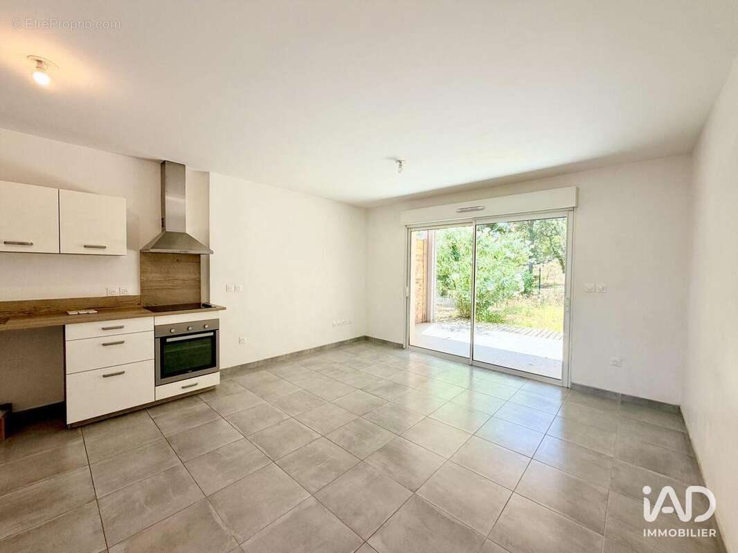 Maison 64 m² à Roquebrune-Sur-Argens  - photo 2