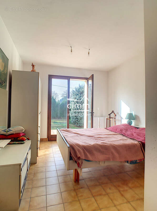 Maison à NOGENT-SUR-VERNISSON