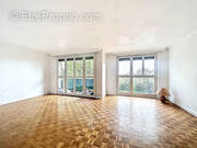 Appartement à SURESNES