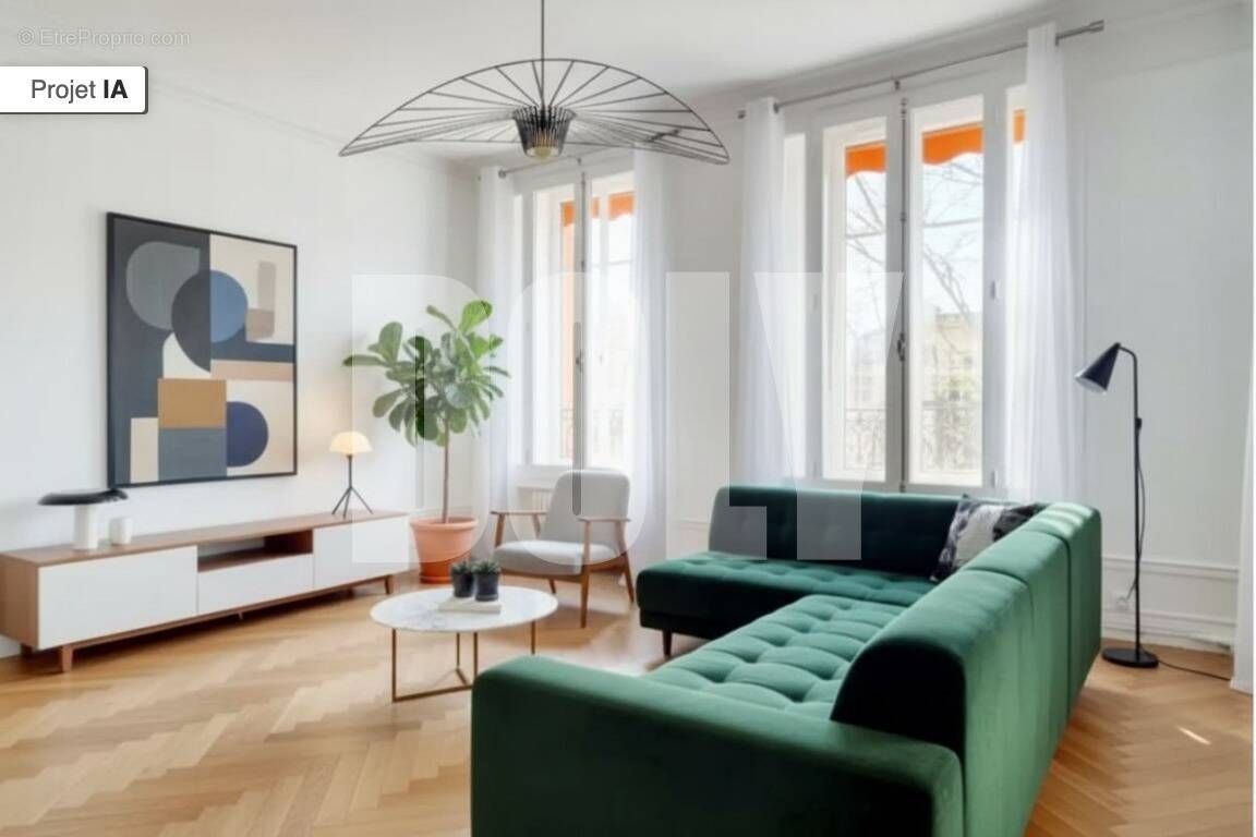 Appartement à PARIS-7E