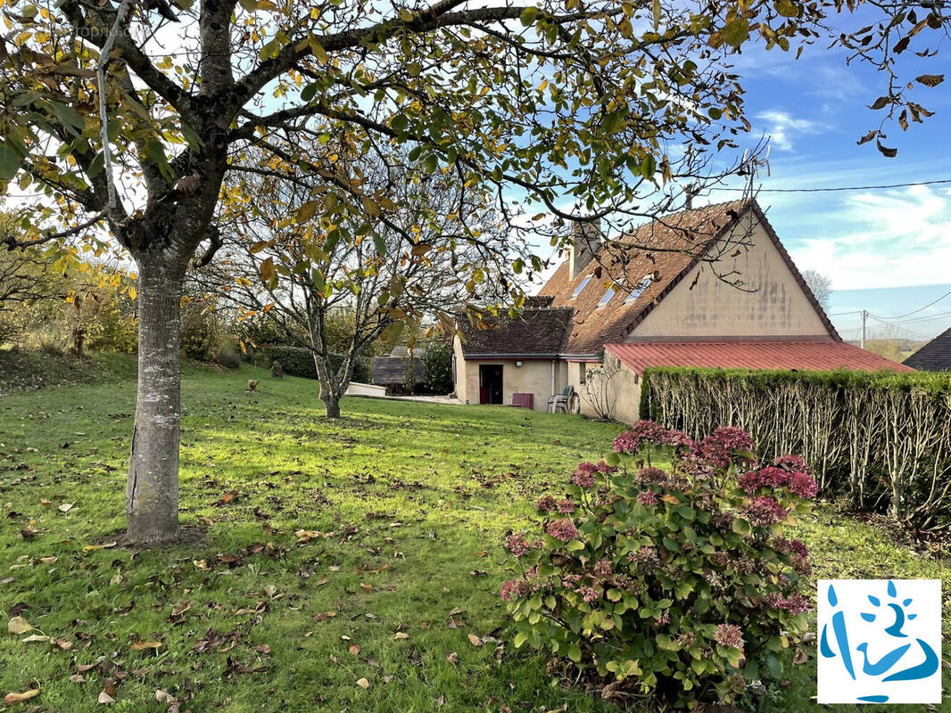 Maison à PERVENCHERES