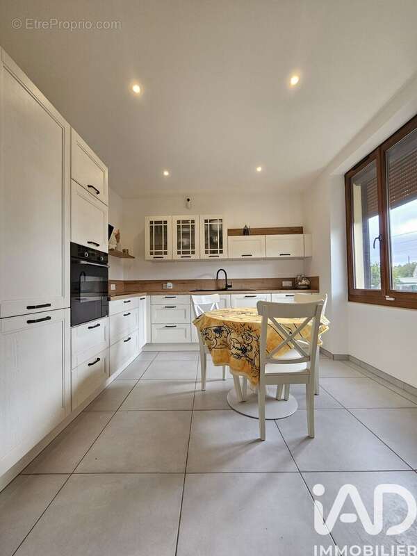 Photo 3 - Maison à MERCY-LE-BAS