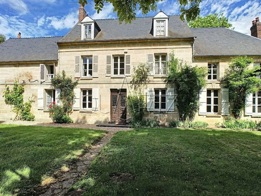 Maison à CHAUMONT-EN-VEXIN