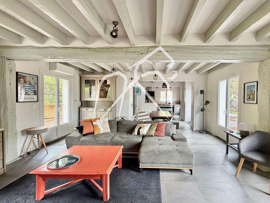 Maison à LA BOUILLE