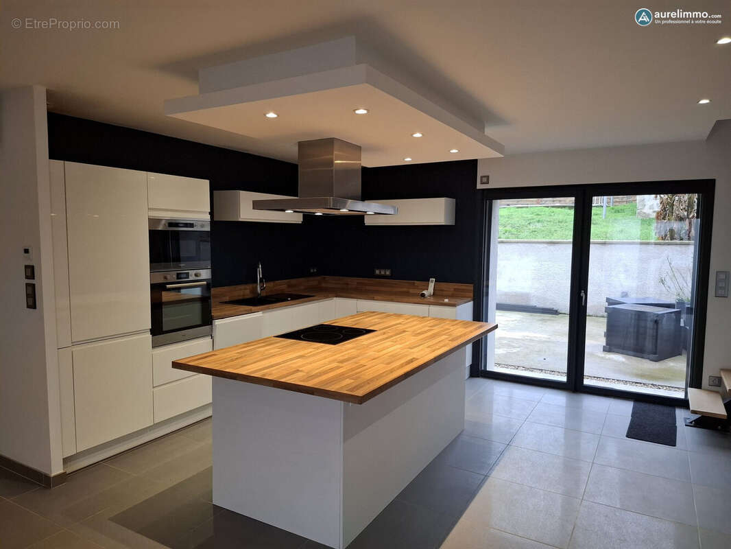 cuisine ouverte - Maison à HURIEL