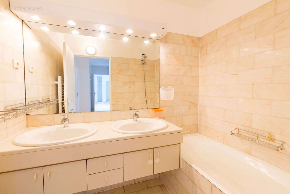 Appartement à MAISONS-LAFFITTE