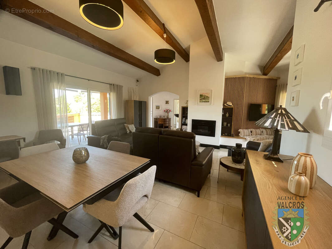 Maison à LA LONDE-LES-MAURES