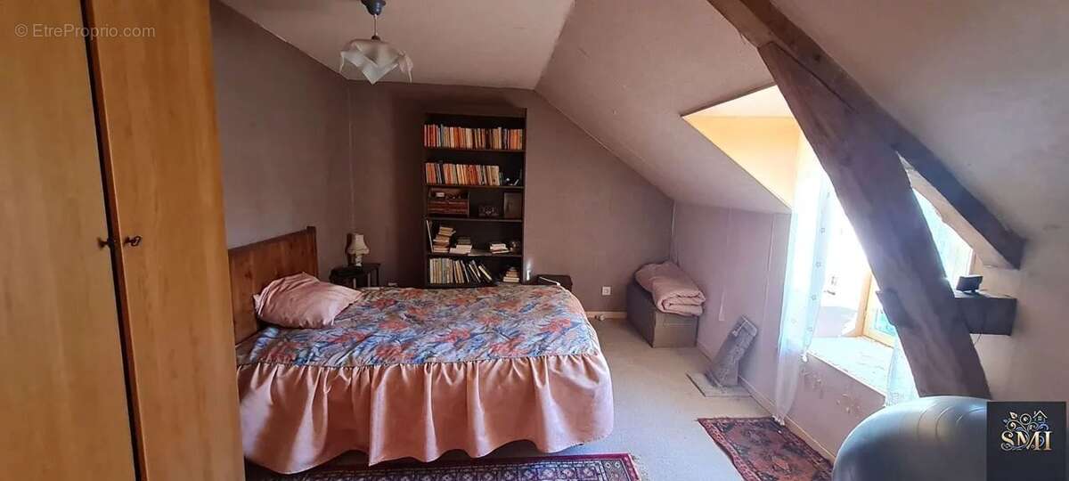 Maison à LA CHAPELLE-SUR-LOIRE