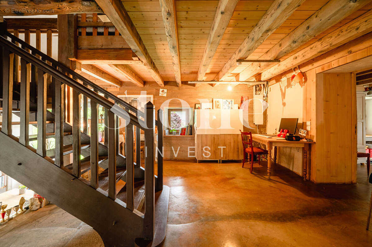 Maison à NAVES-PARMELAN