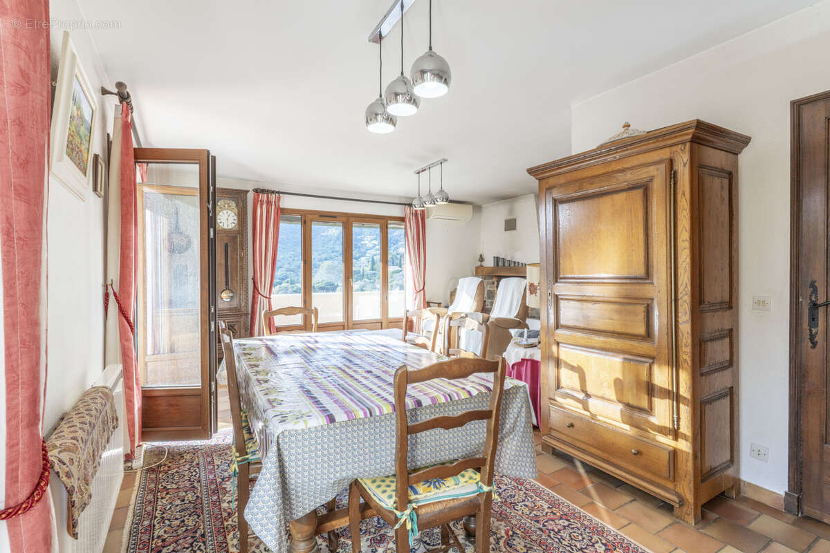 Maison à LA CROIX-VALMER