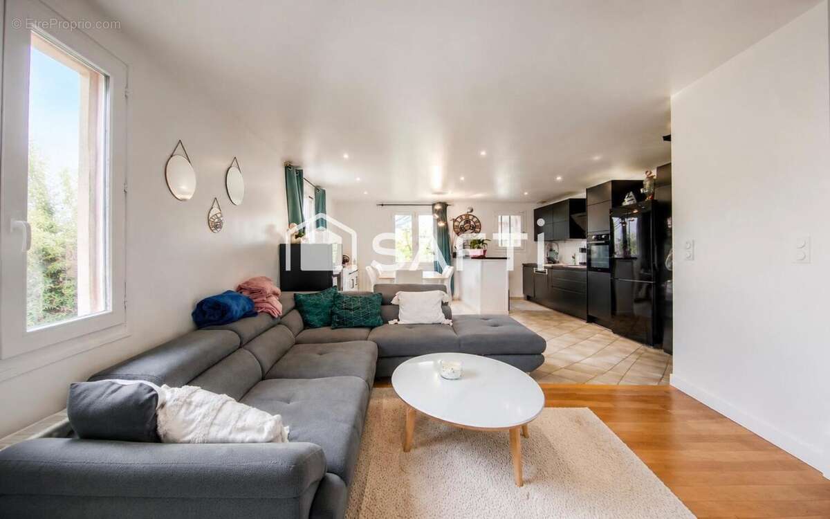 Photo 4 - Maison à JUZIERS
