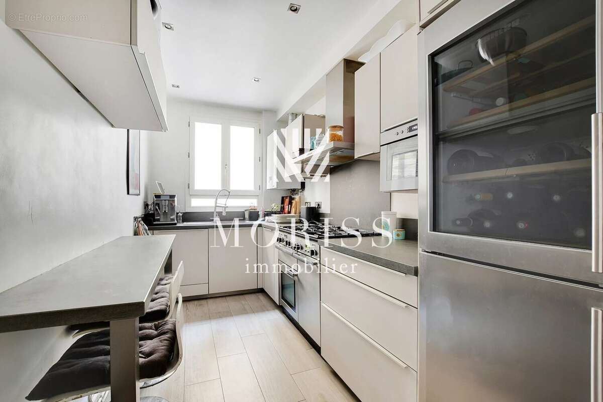 Appartement à PARIS-2E