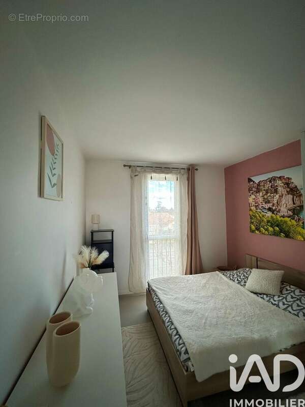 Photo 2 - Appartement à GUILHERAND-GRANGES