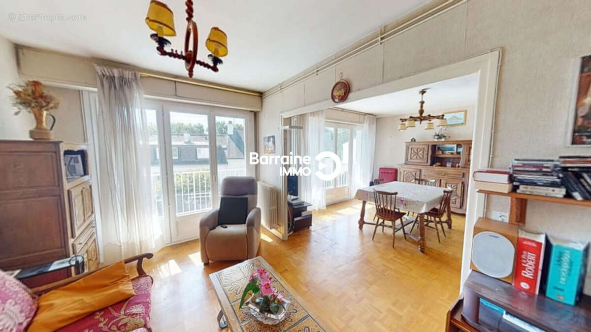 Lorient nouvelle ville - appartement t4 de 71m² avec grand balcon et garage - photo 4
