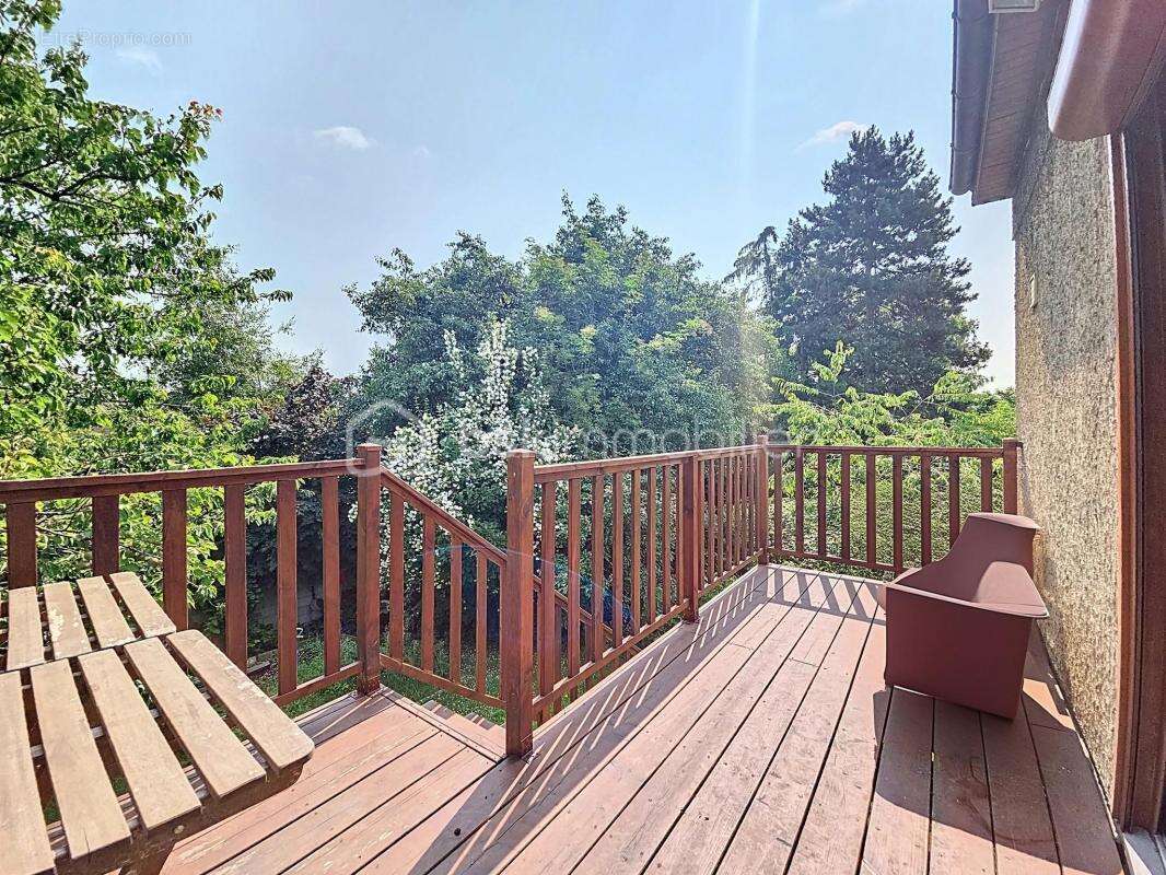 Maison à FONTENAY-SOUS-BOIS