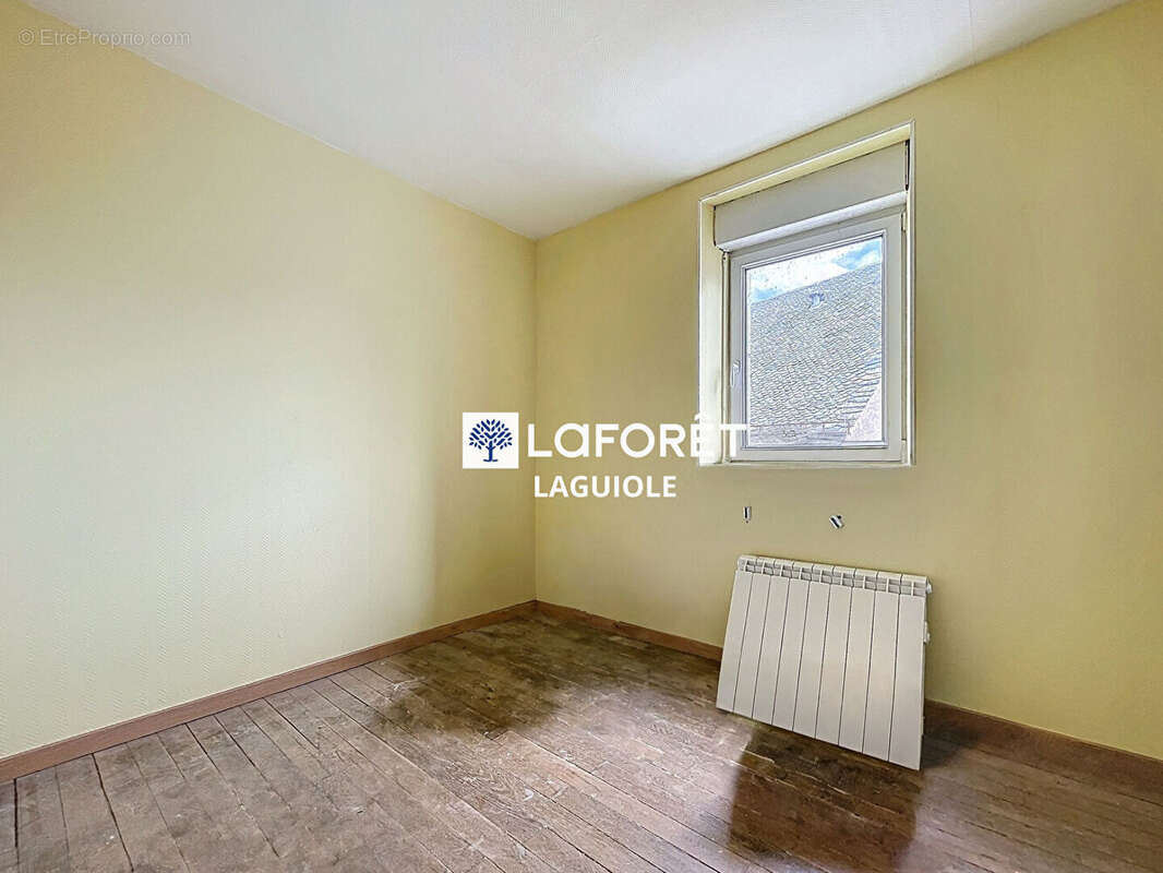 Maison à SAINT-AMANS-DES-COTS