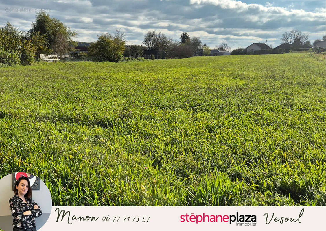 Terrain à PORT-SUR-SAONE