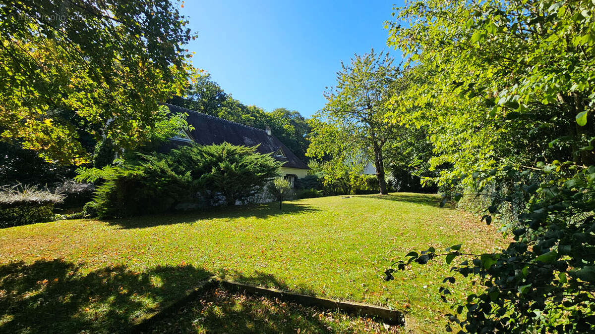 Maison à AUMONT-EN-HALATTE