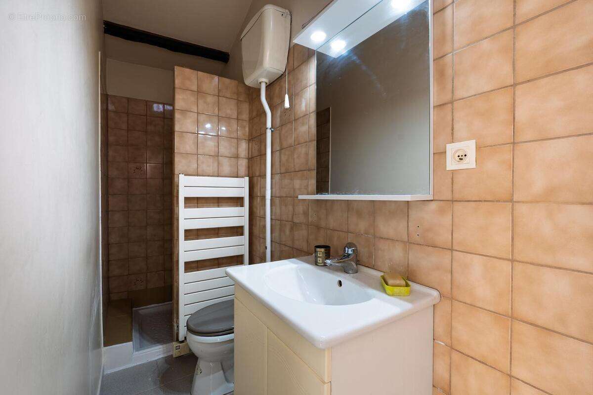 Appartement à MARSEILLE-7E