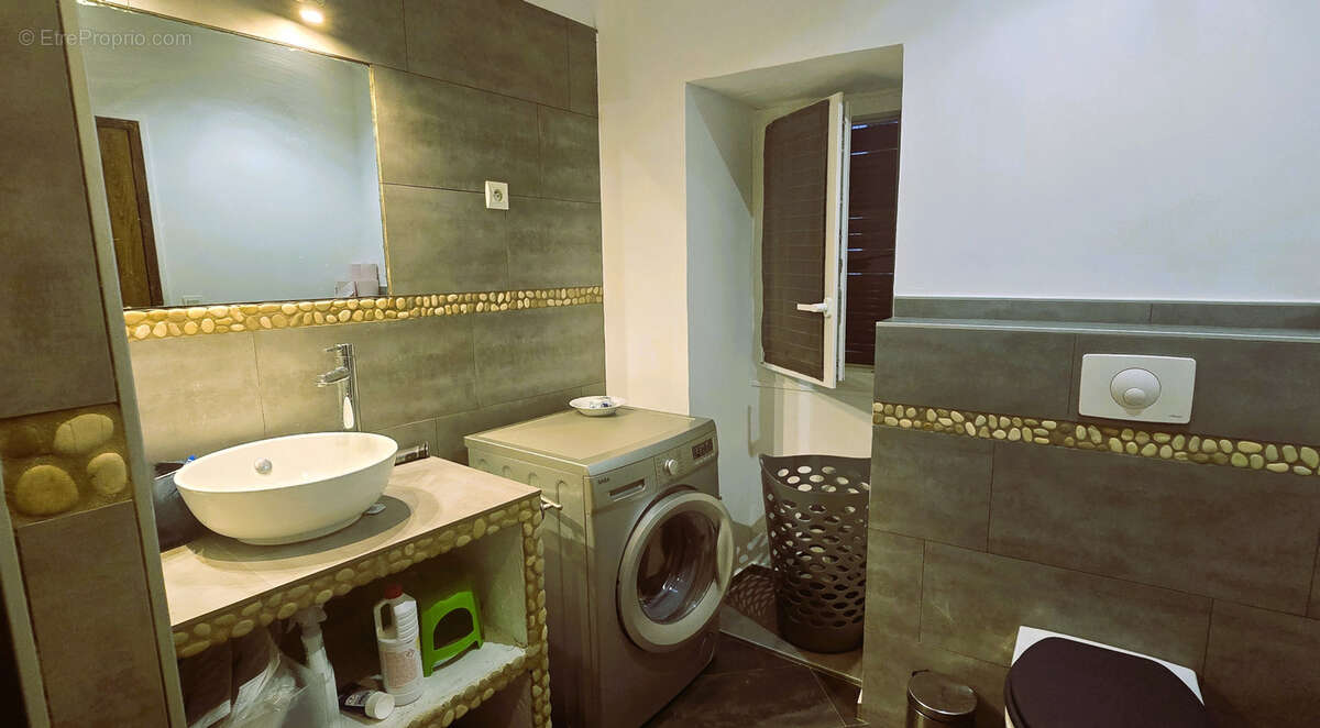 Appartement à SARTENE